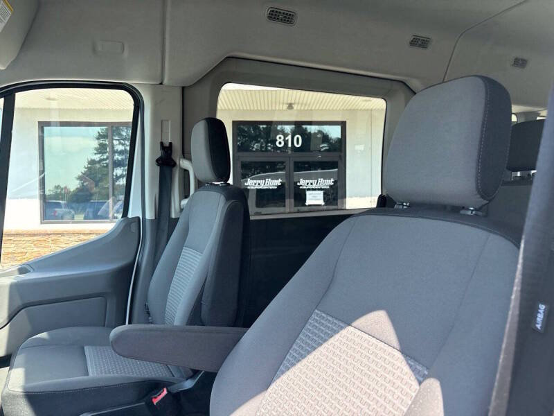 ford transit passenger van 2025 1FBAX2C86SKA56291 image ford transit passenger van 2025 1FBAX2C86SKA56291 image